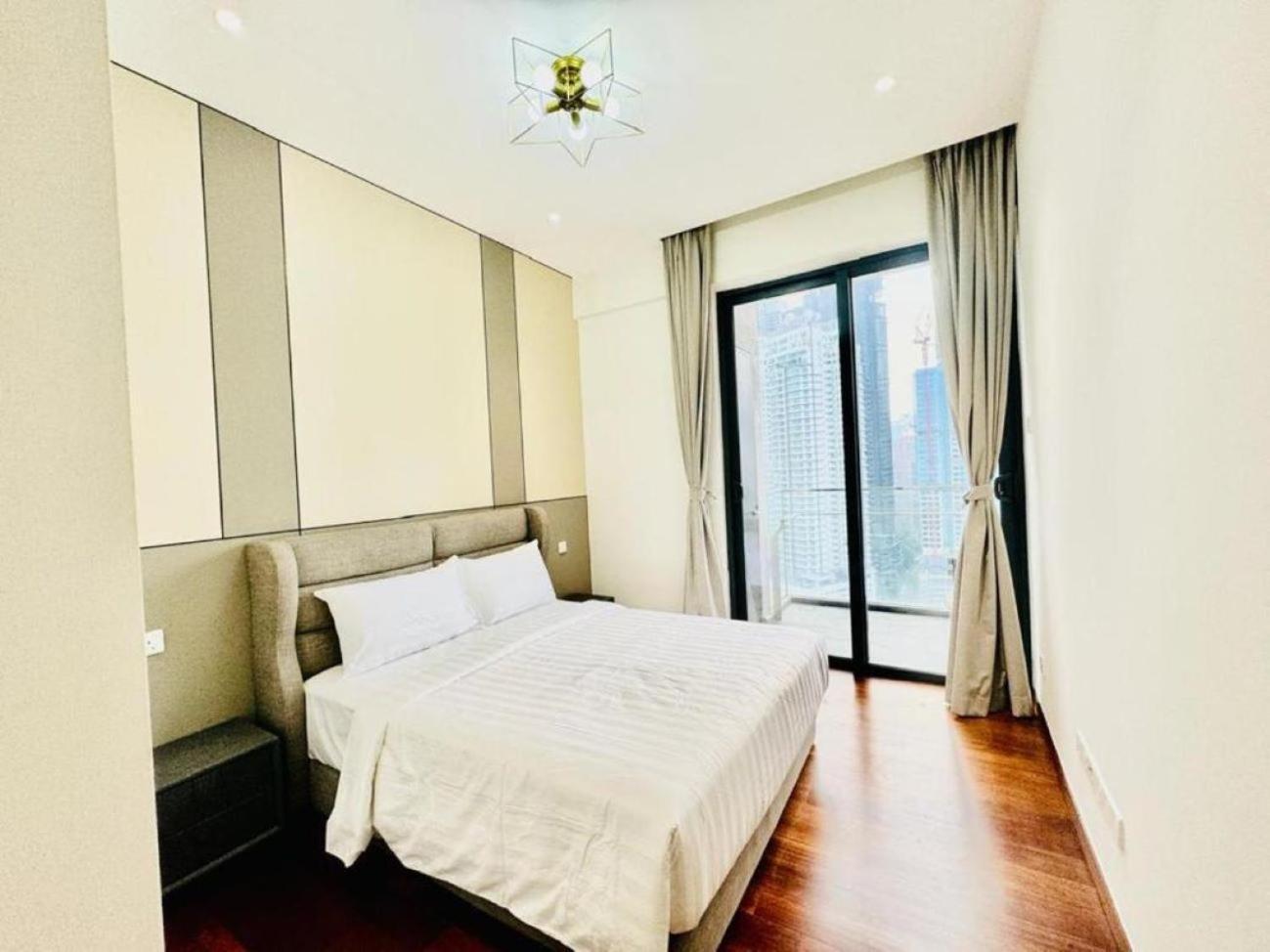 Crown Suites The Manor Klcc Kuala Lumpur City Center Esterno foto