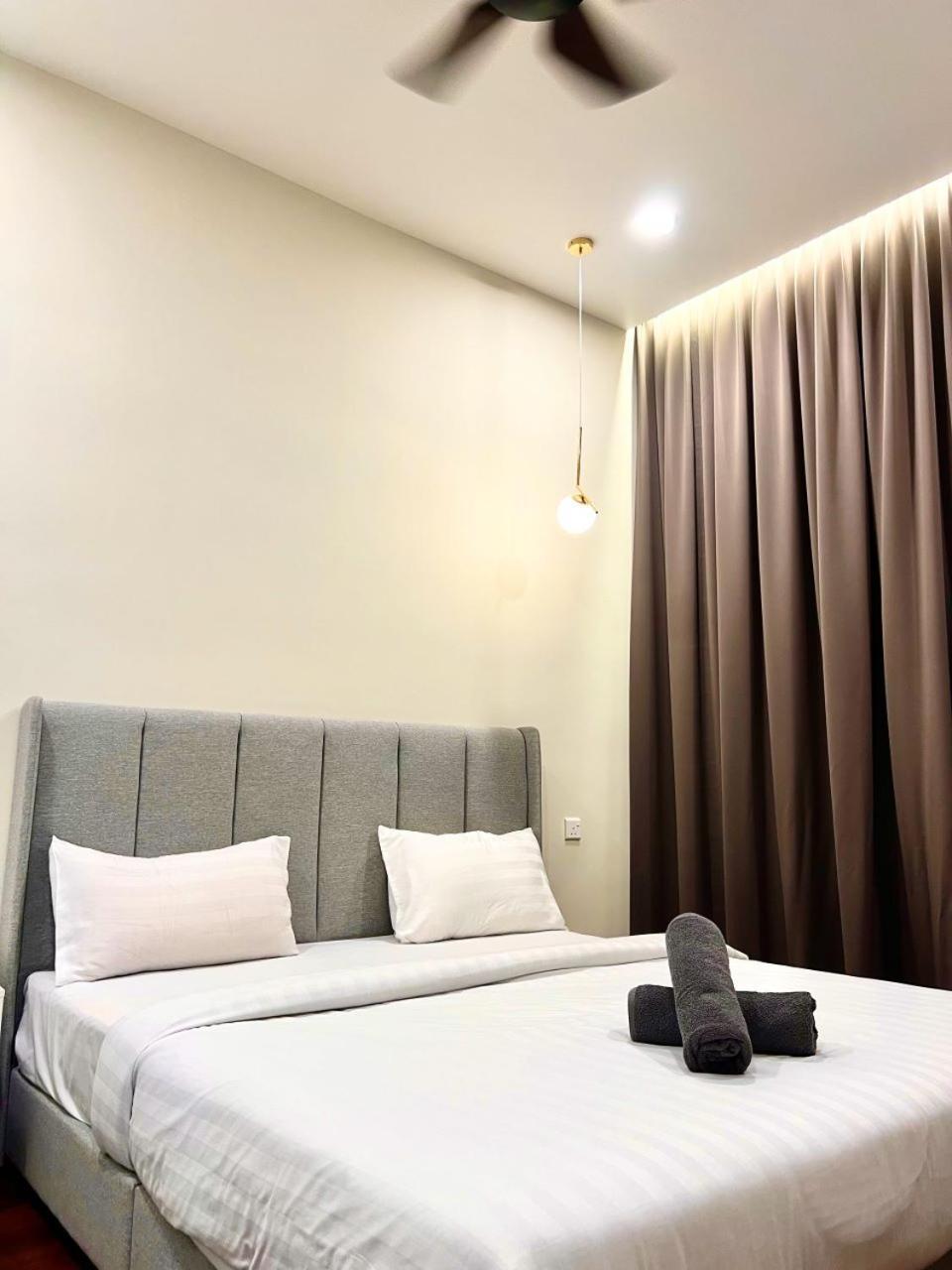Crown Suites The Manor Klcc Kuala Lumpur City Center Esterno foto