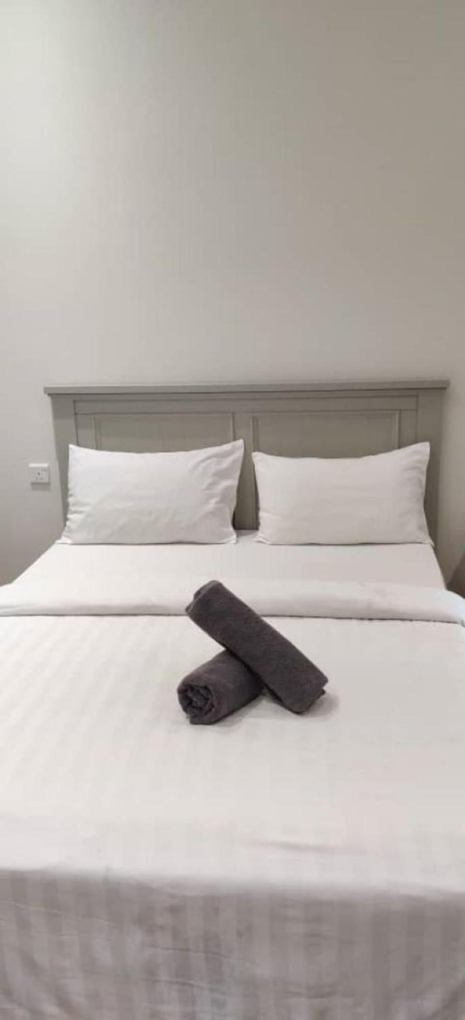 Crown Suites The Manor Klcc Kuala Lumpur City Center Esterno foto